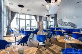 Shore-Brasserie-La-Baule-Salle-Bleue-3.jpg