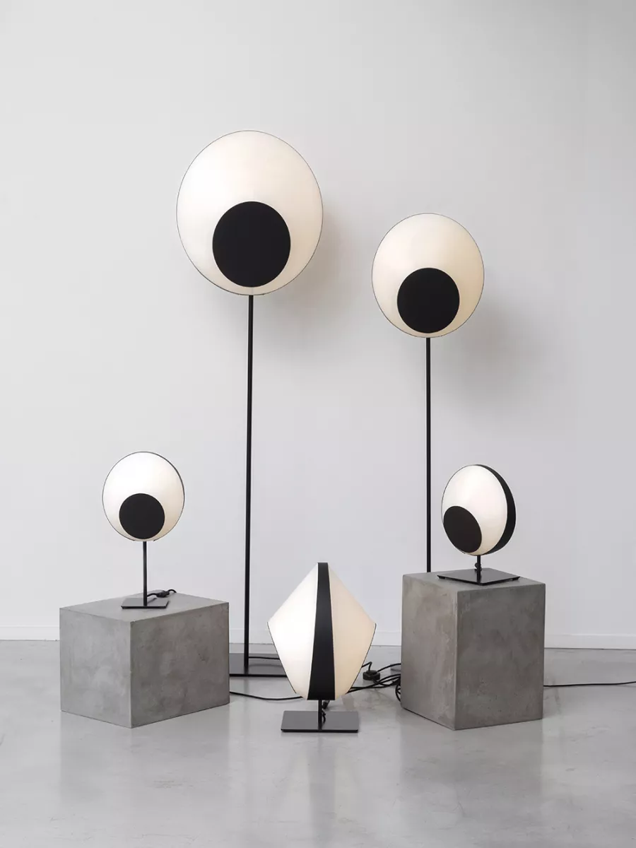 Floor lamp Moyen Reef - White and Black - Designheure