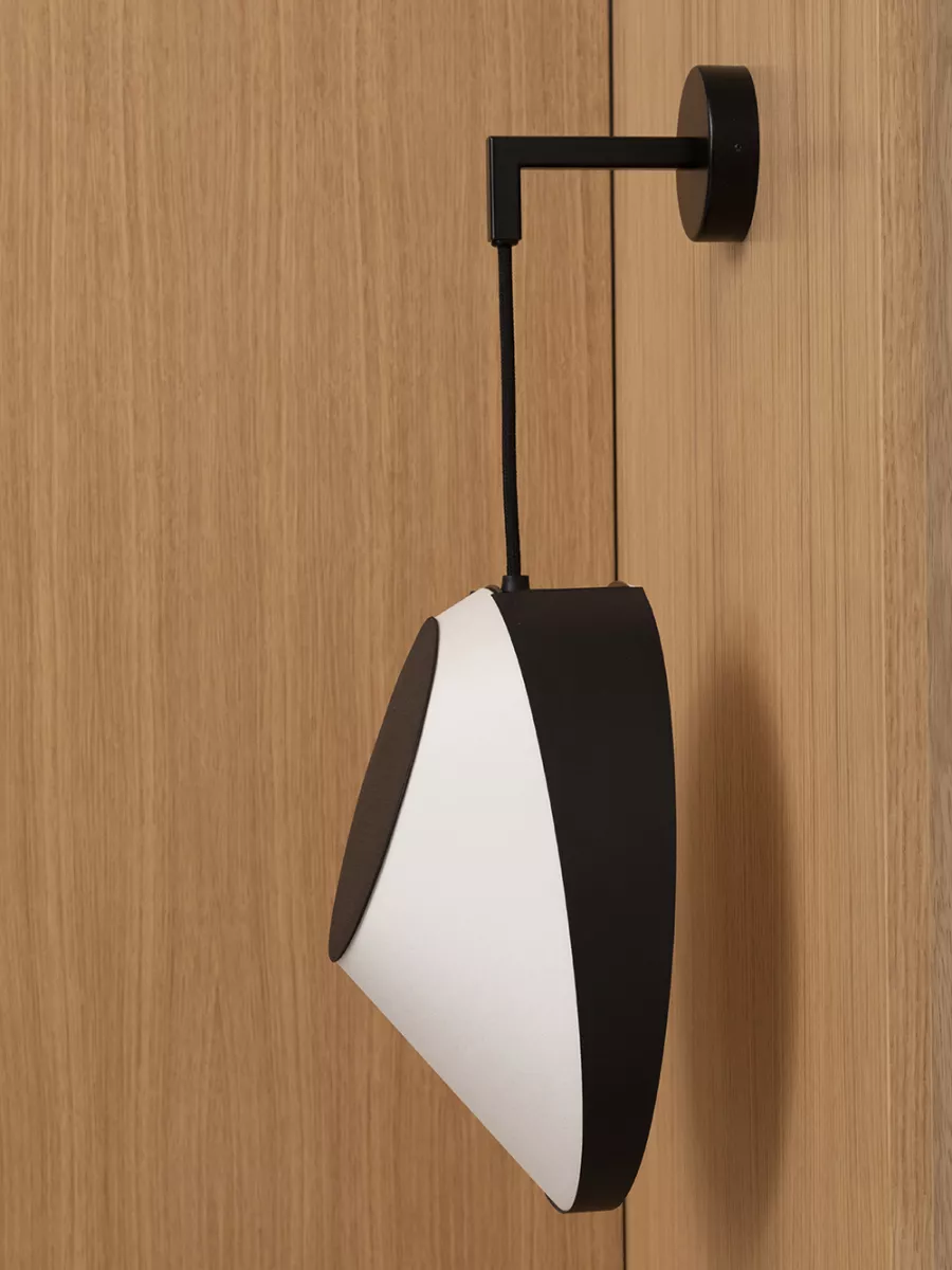 Pendant wall lamp Petit demi Reef - White and Beige satin - Designheure