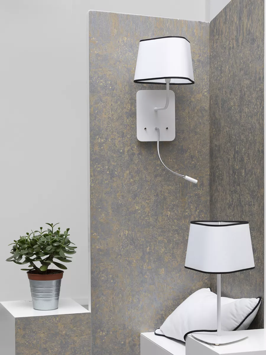 Wall lamp LED Petit Nuage - White black border - Designheure