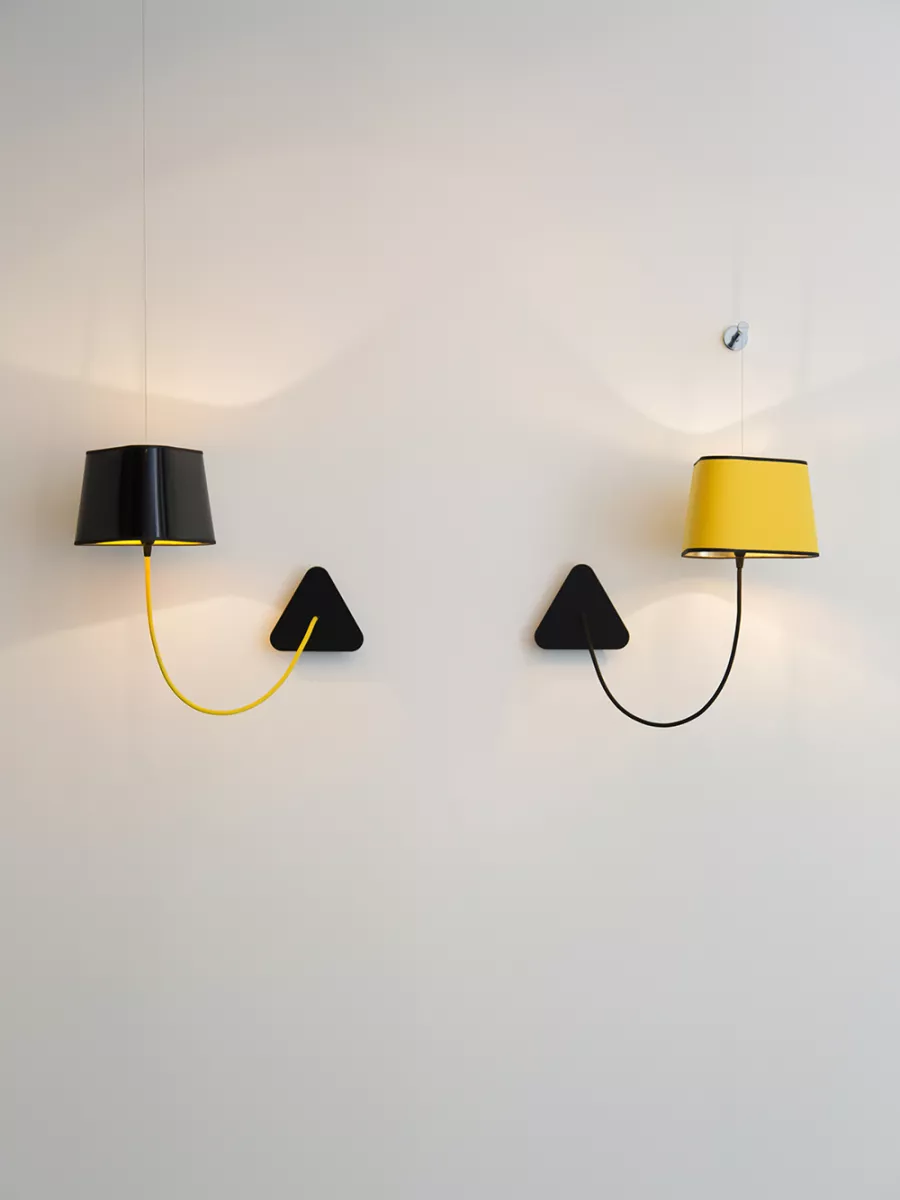 Wall lamp with fixed rod Petit Nuage - Yellow and Gold - Designheure