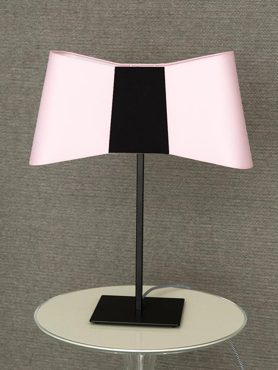 Table lamp Grand Couture - Light Pink / Black - Designheure