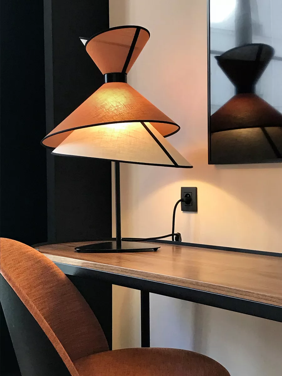 Lampe à poser Grand Kimono - Blanc crème et Orange - Designheure