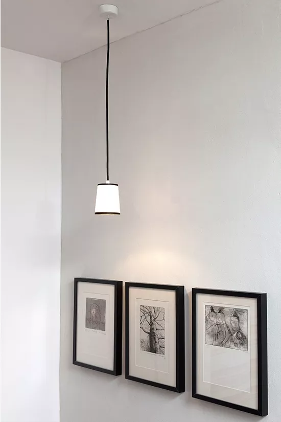 Suspension Lightbook - Blanc diffusant avec fil Rouge - Designheure