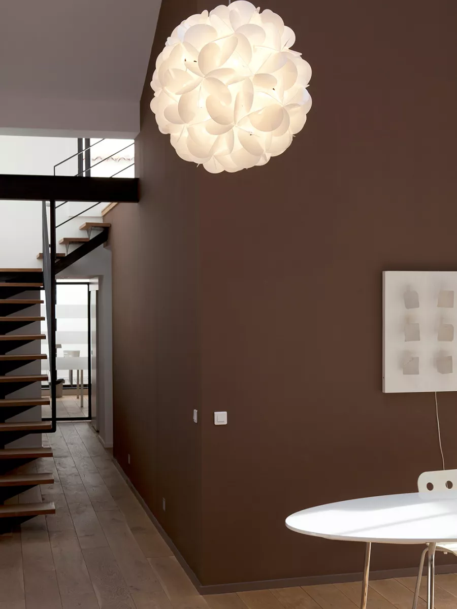 Pending Lamp E60 - White - Designheure