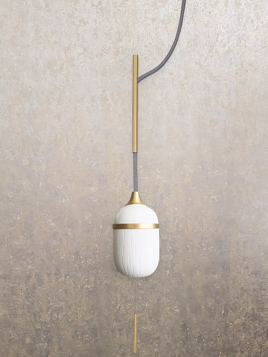 Suspension solo Grand Fleur de Kaolin - Fils gris sombre - Designheure